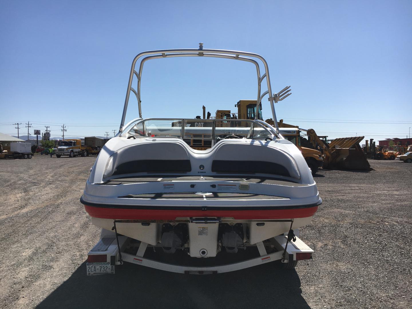 ./imagenes/INVOICE/2019/12352/LANCHA YAMAHA AR210 (3).JPG